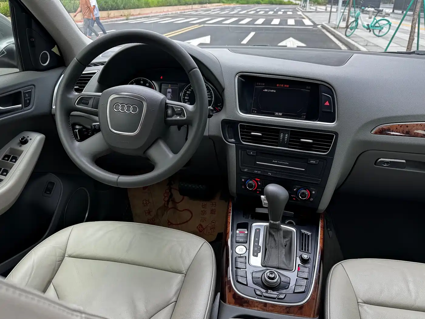 Audi Q5 2010 2.0TFSI Comfort фото 7