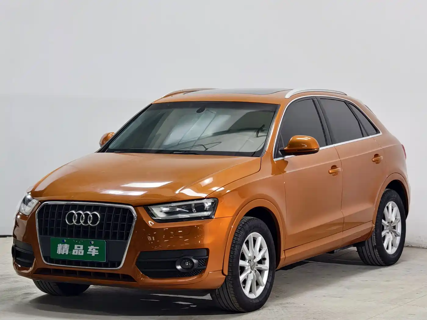 Фото 1 - Audi Q3
