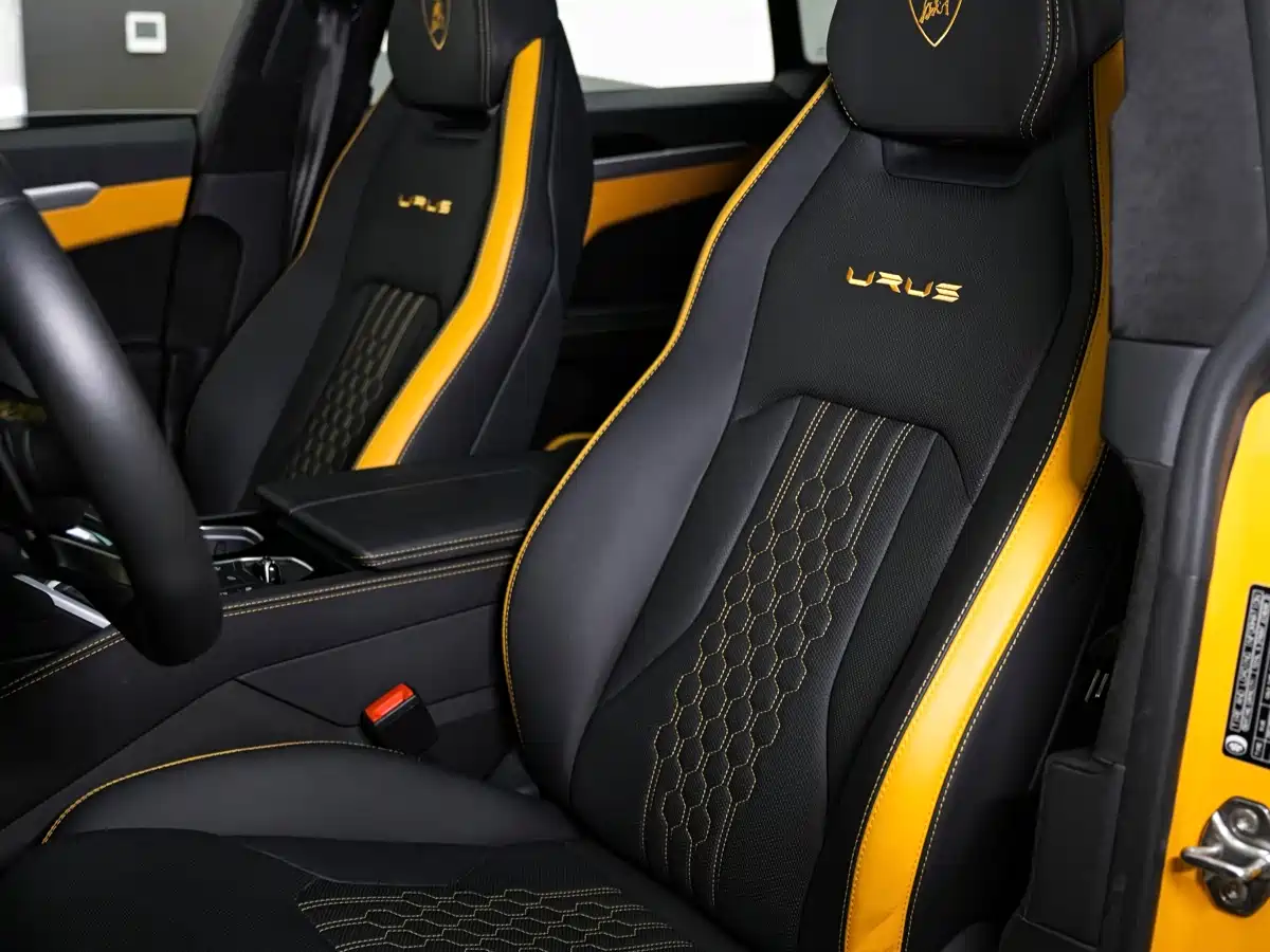 Фото 16 - Lamborghini Urus