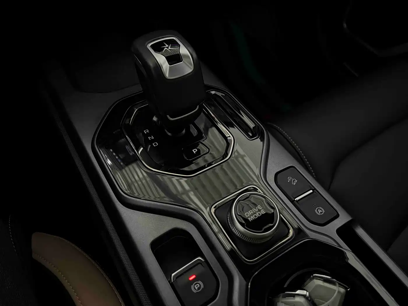 GEELY AUTOMOBILE GEELY ICON