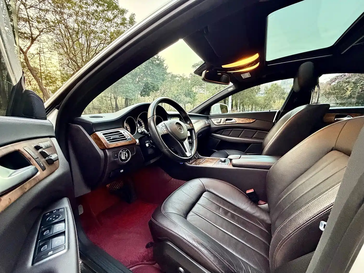 Mercedes-Benz CLS 2012 CLS 300 CGI фото 4
