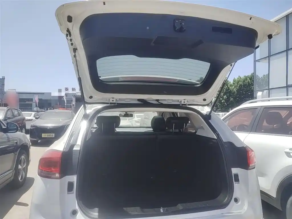 Haval H2s 2018 2018 Blue Label 1.5T DCT Smart Elite Type