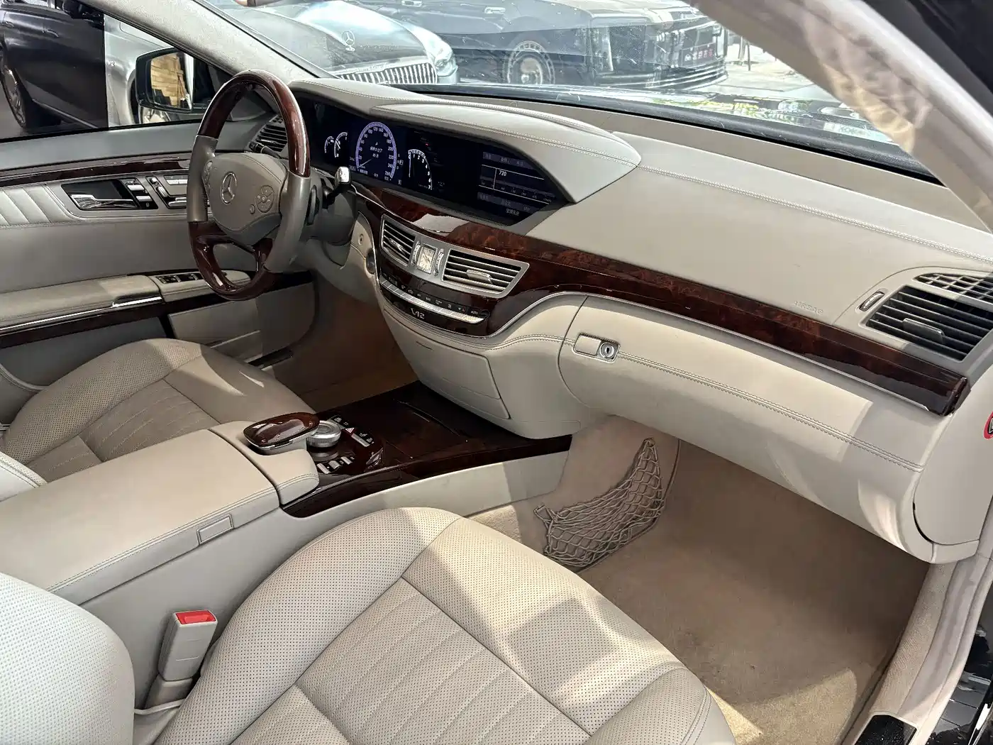 Mercedes-Benz S-Class 2011 2010 S 600 L