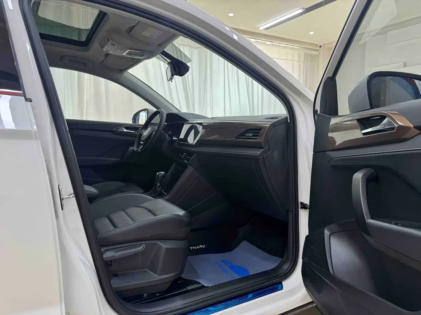 Volkswagen Tharu 2021 280TSI 2WD Luxury Plus фото 10
