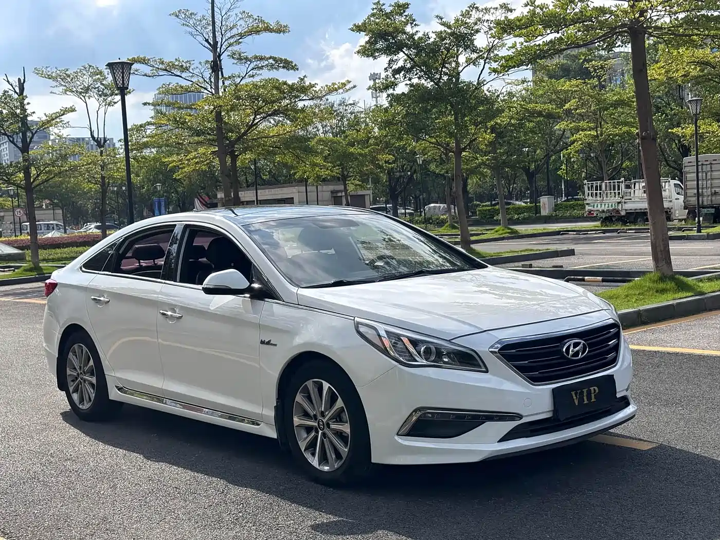 Hyundai Sonata 2015 1.6T GLS Smart фото 2