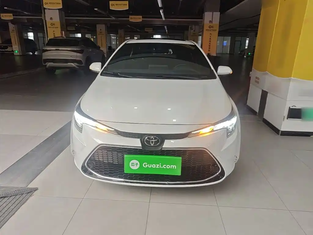 Toyota Levin 2021 185T CVT Luxury Edition фото 3