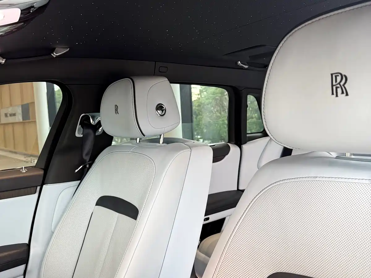 Rolls-Royce Ghost 2021 6.7T Long Wheelbase фото 10