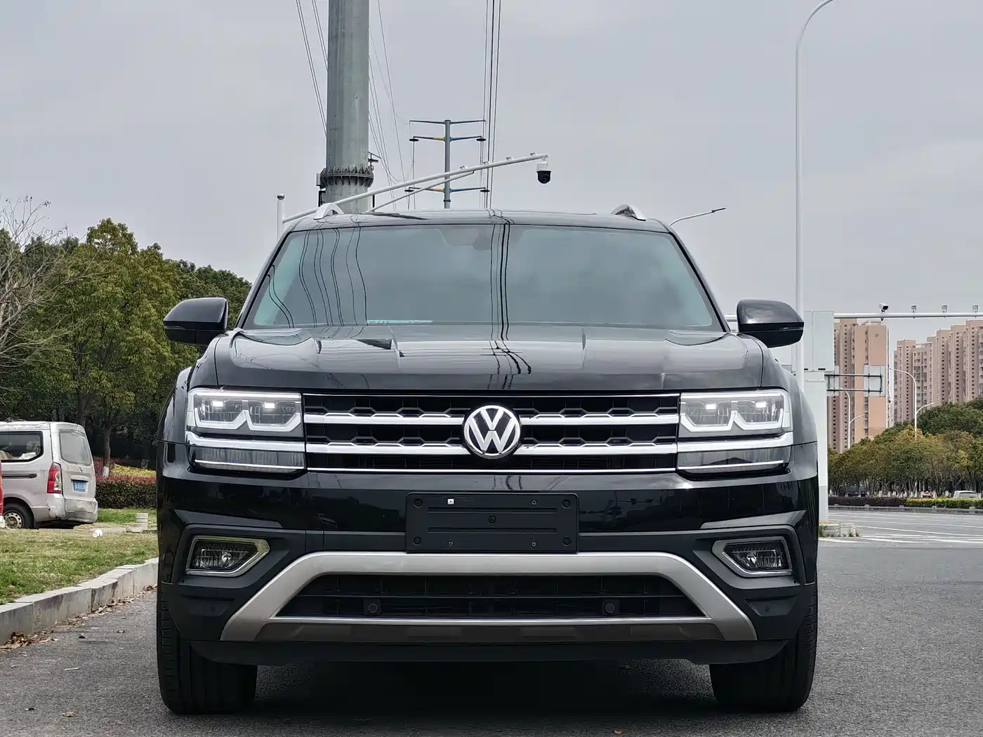 Volkswagen Teramont 2020 330TSI 2WD Luxury China VI фото 5