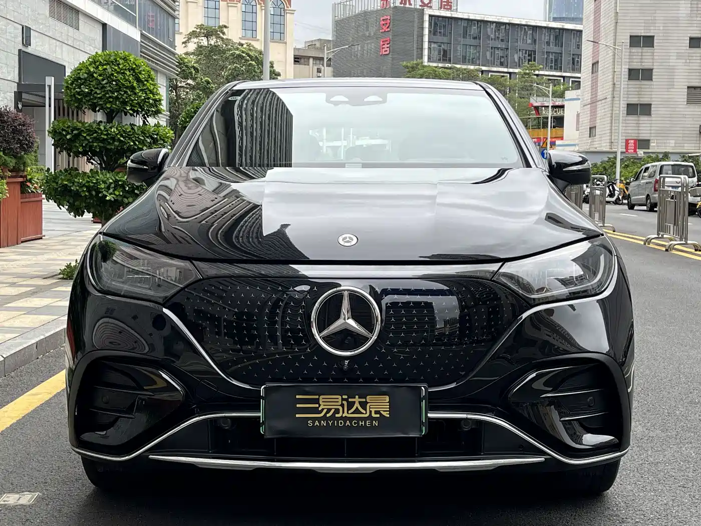 Mercedes-Benz EQE SUV 2024 500 4MATIC Luxury Edition фото 2