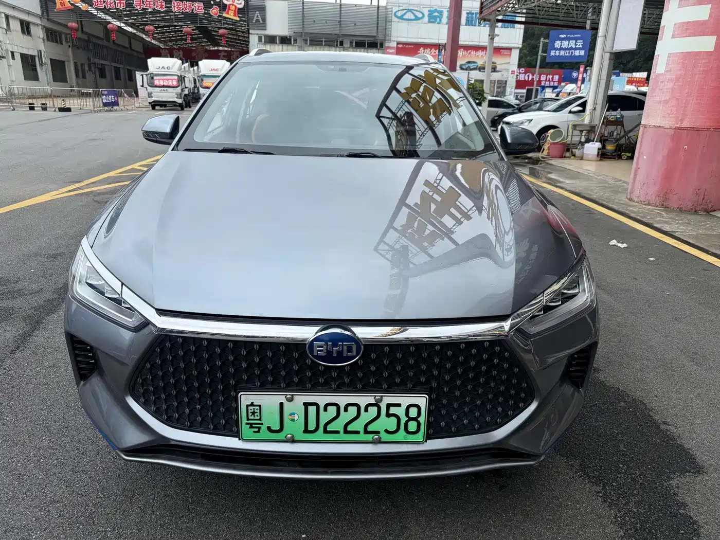 BYD e2 2021 Luxury Edition фото 2