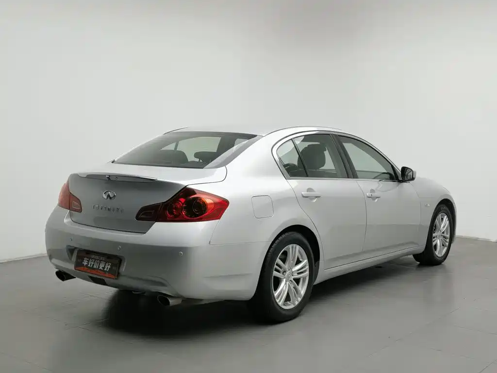Infiniti G Series 2011 2010 G25 Sedan Sport Edition