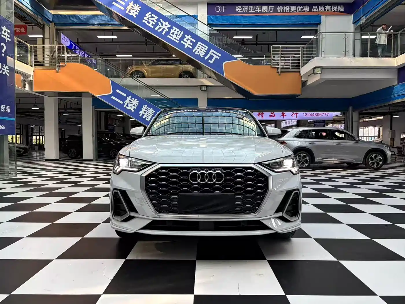 Audi Q3 Sportback 2020 40 TFSI Fashion фото 2