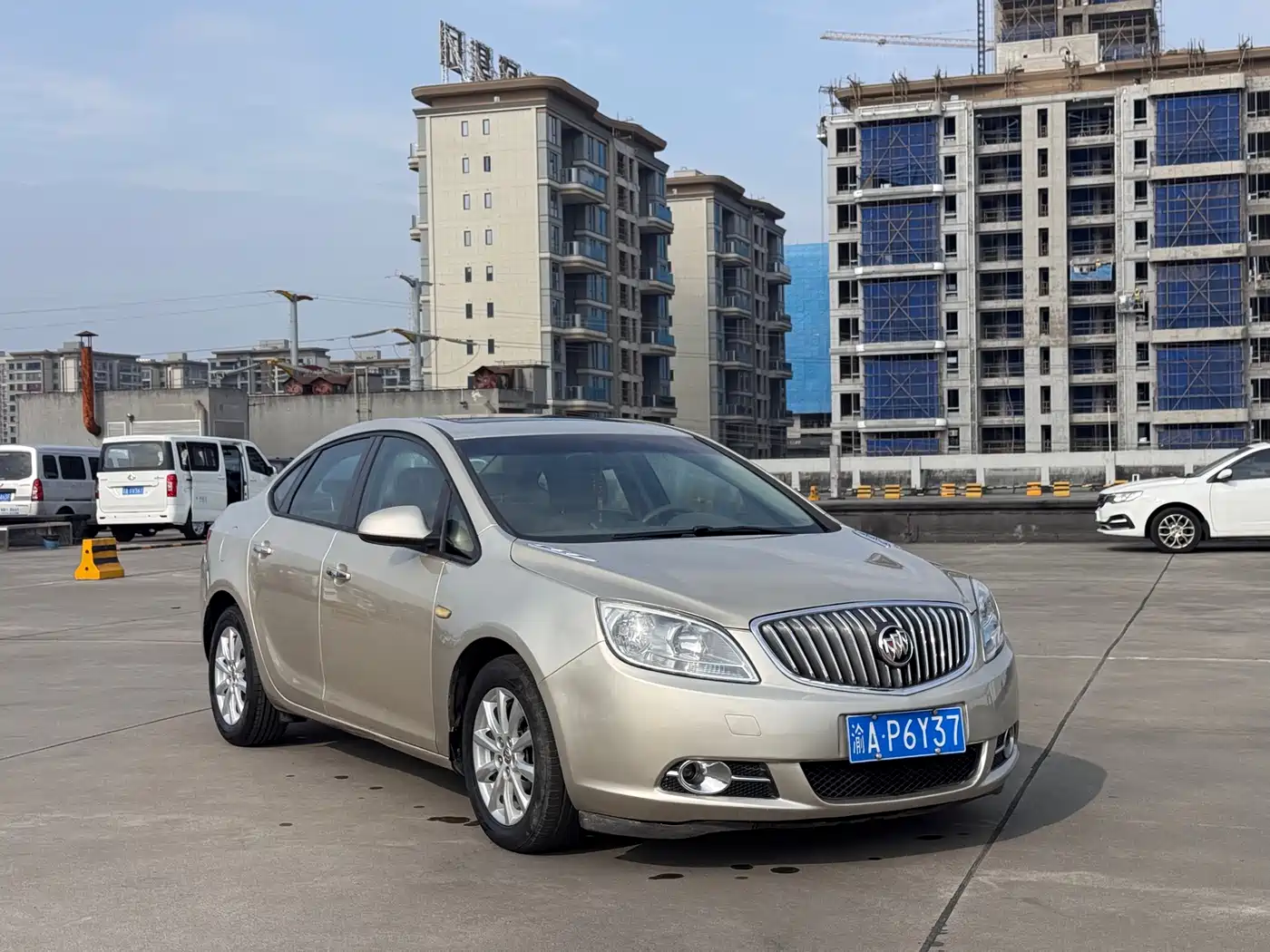 Buick Excelle 2013 Model GT 1.6L Manual Progressive фото 3