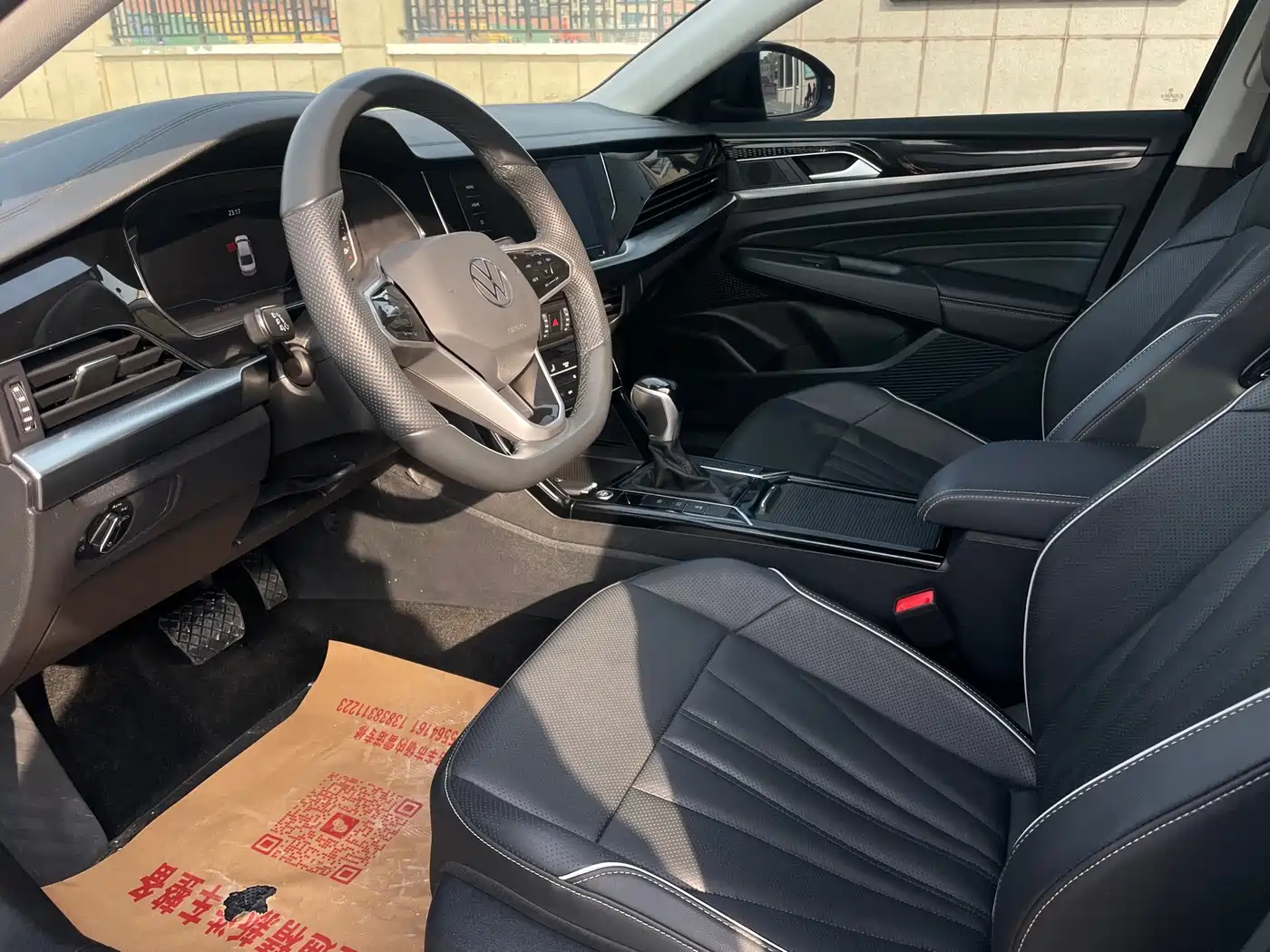 Volkswagen Passat 2025 Outstanding 380TSI Starlight Dragon Soaring Edition фото 8