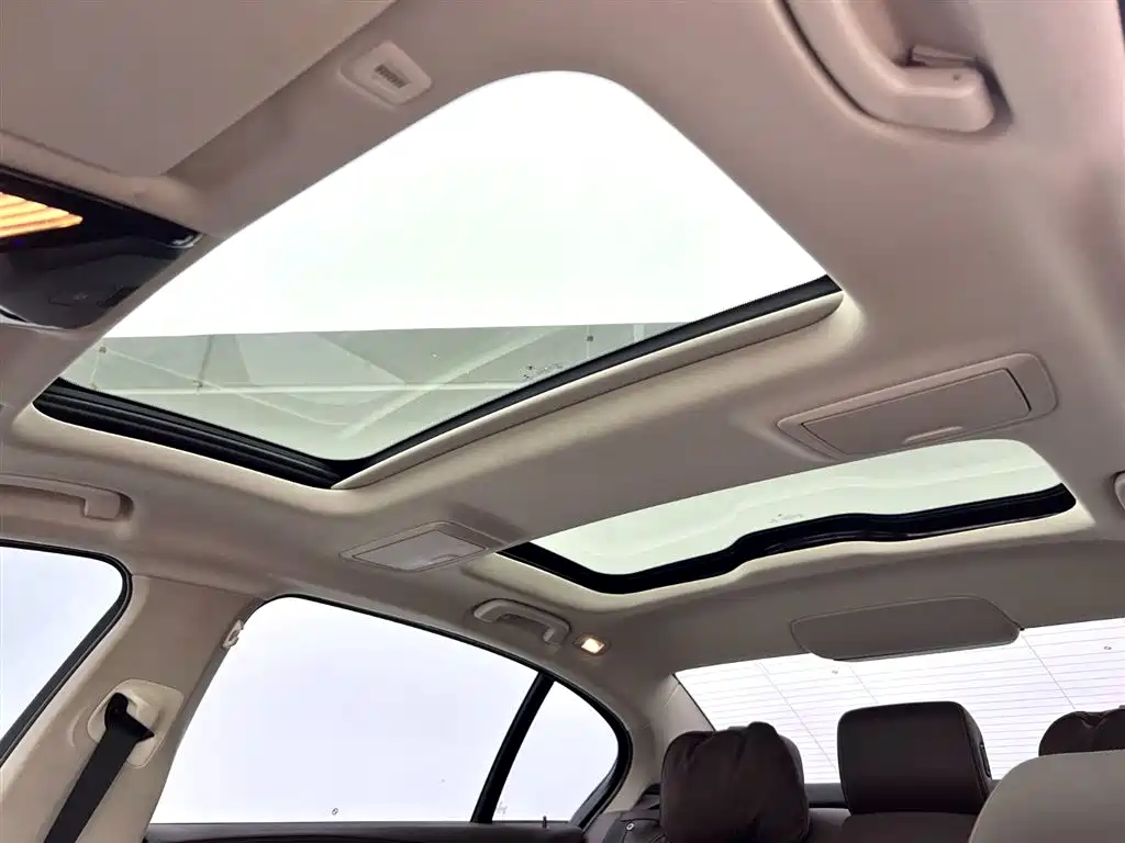 BMW 5 SERIES NEW ENERGY