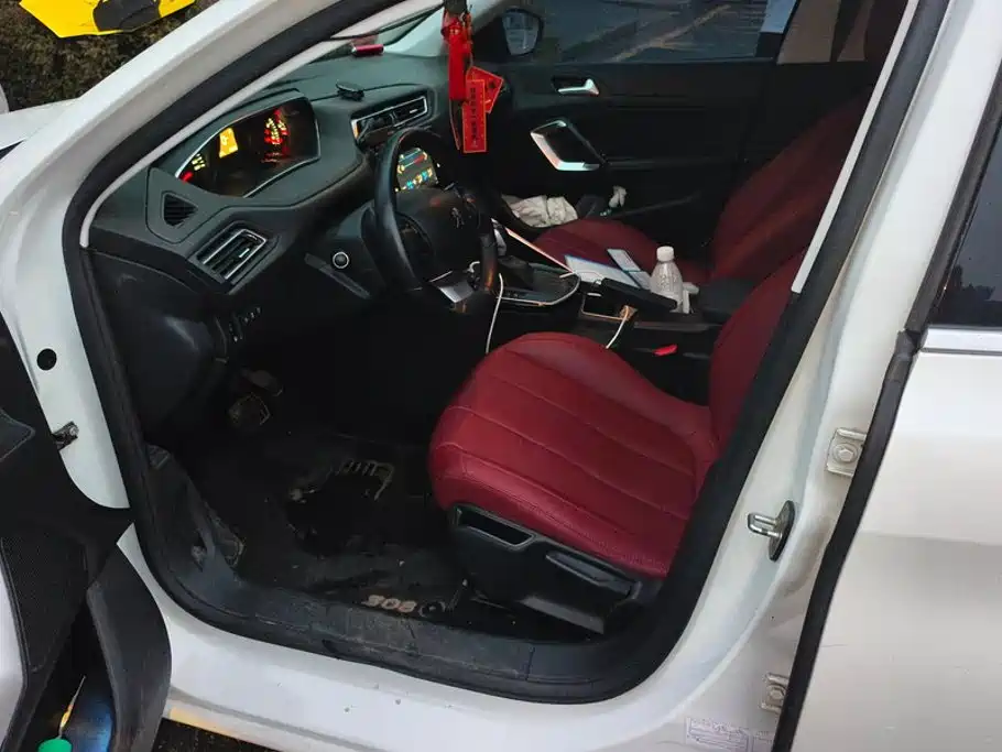 Peugeot 308 2018 2018 1.6L Auto Luxury Edition
