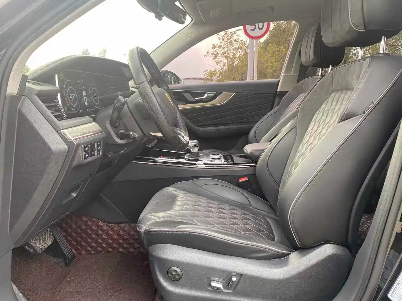 Hongqi HS5 2019 2.0T Smart Connect Enjoy Edition фото 6