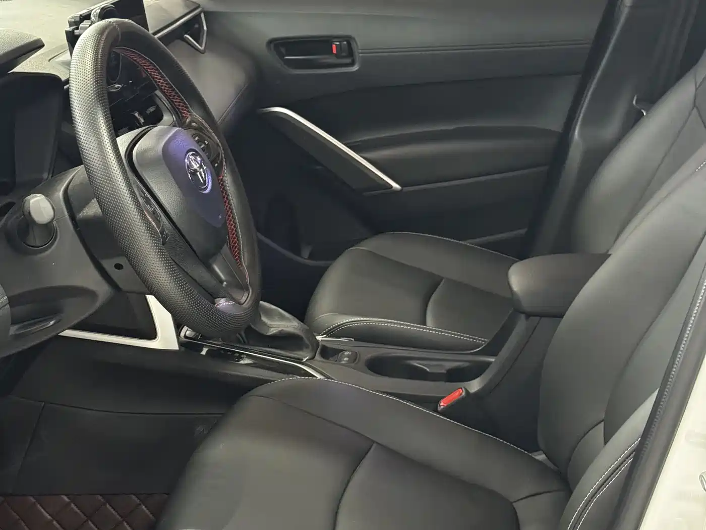 Toyota Corolla Cross 2024 2.0L Elite Edition фото 5