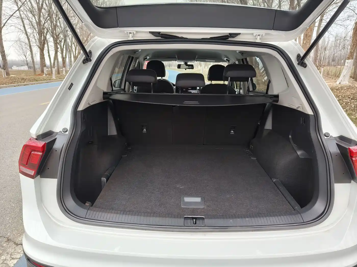Volkswagen Tiguan L 2022 330TSI Automatic 2WD Comfort Edition фото 14