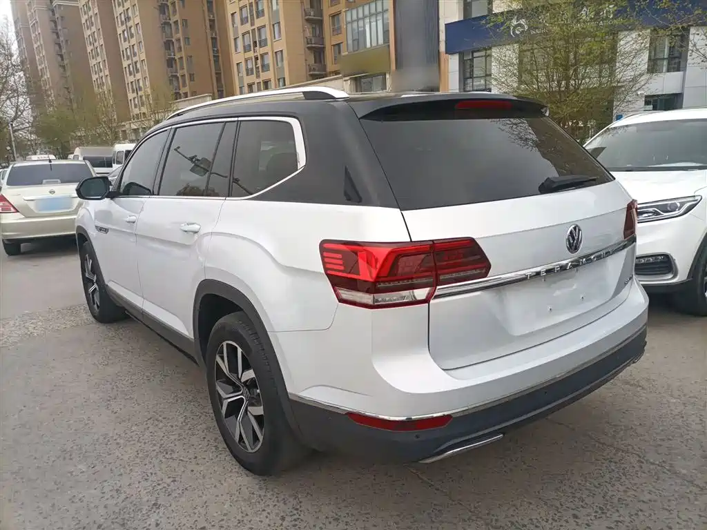 Volkswagen Teramont 2019 380TSI 4WD Luxury Edition China VI фото 23