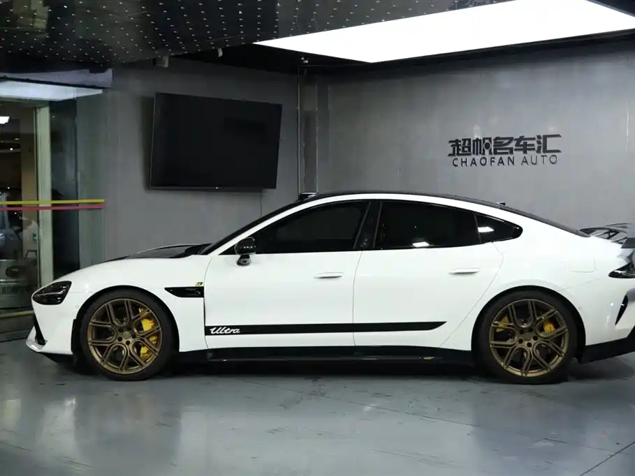 XIAOMI CAR XIAOMI SU7 ULTRA