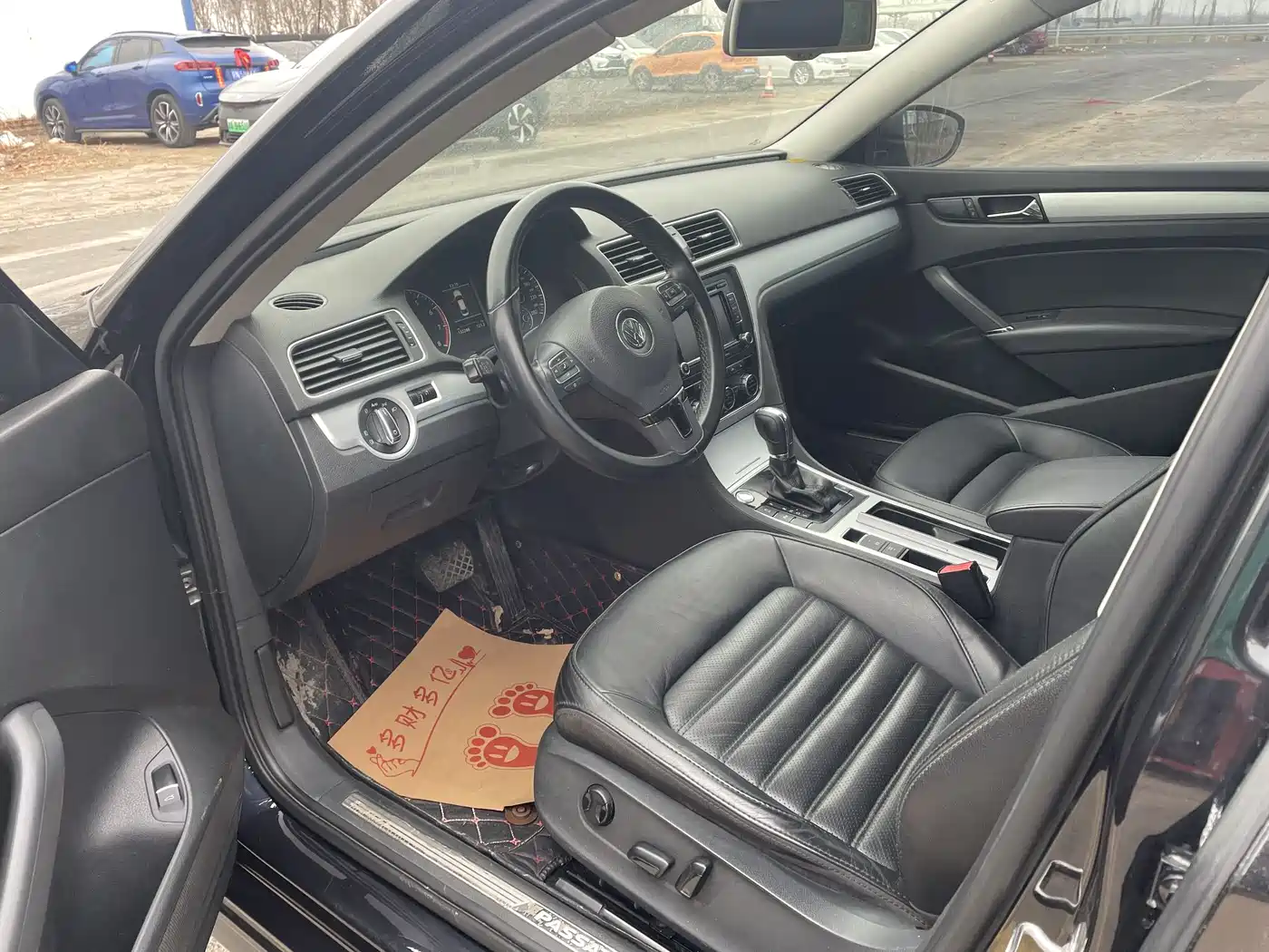 Volkswagen Passat 2014 1.8TSI DSG Executive Edition фото 13