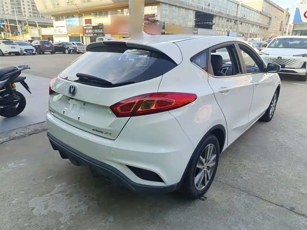 Changan Eado XT 2016 2016 1.6L Manual Stylish Cool Edition