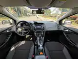 Фото 10 - Ford Focus