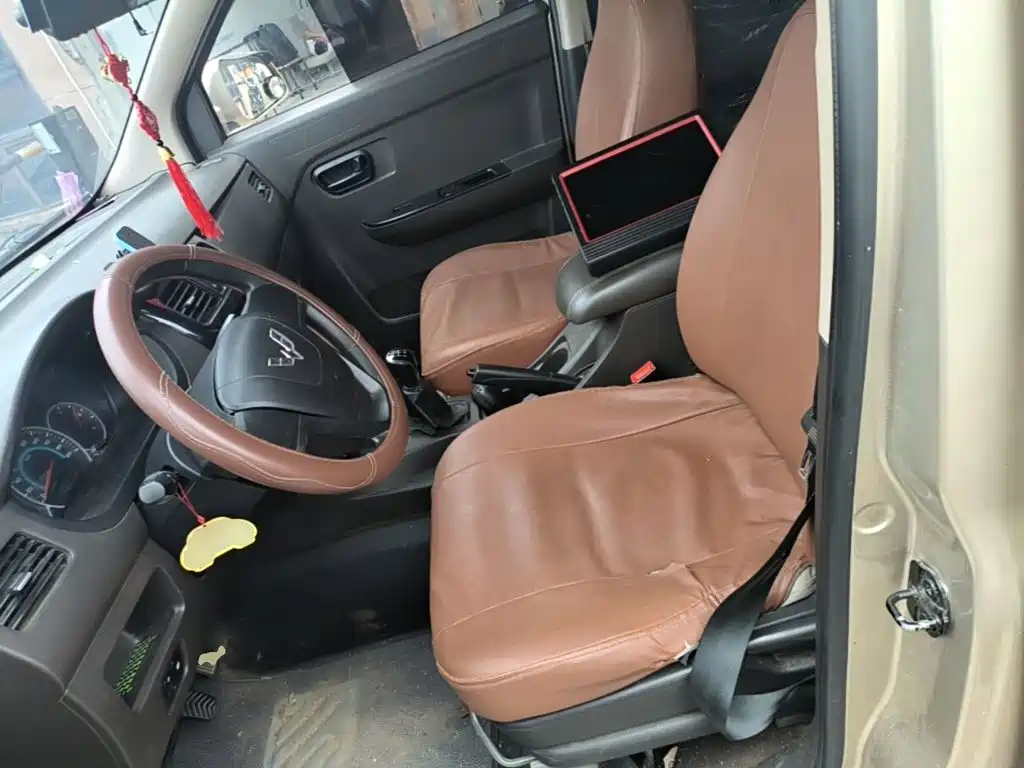 Wuling Motors Wuling Rongguang V 2019 2018 1.5L Standard