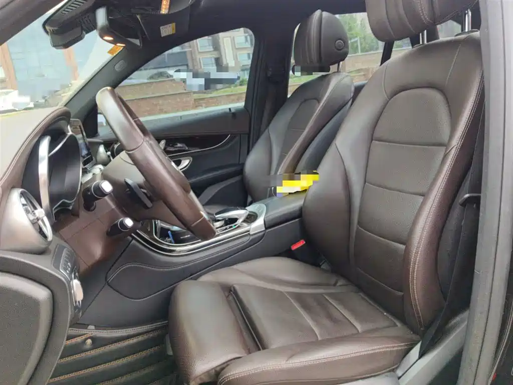 Mercedes-Benz GLC 2018 GLC 260 4MATIC Luxury фото 12