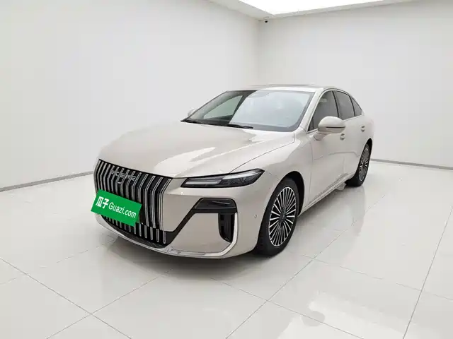 Roewe M7 DMH 2025