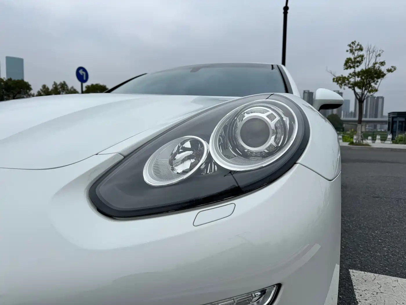 Porsche Panamera 2014 Panamera 4 3.0T фото 25