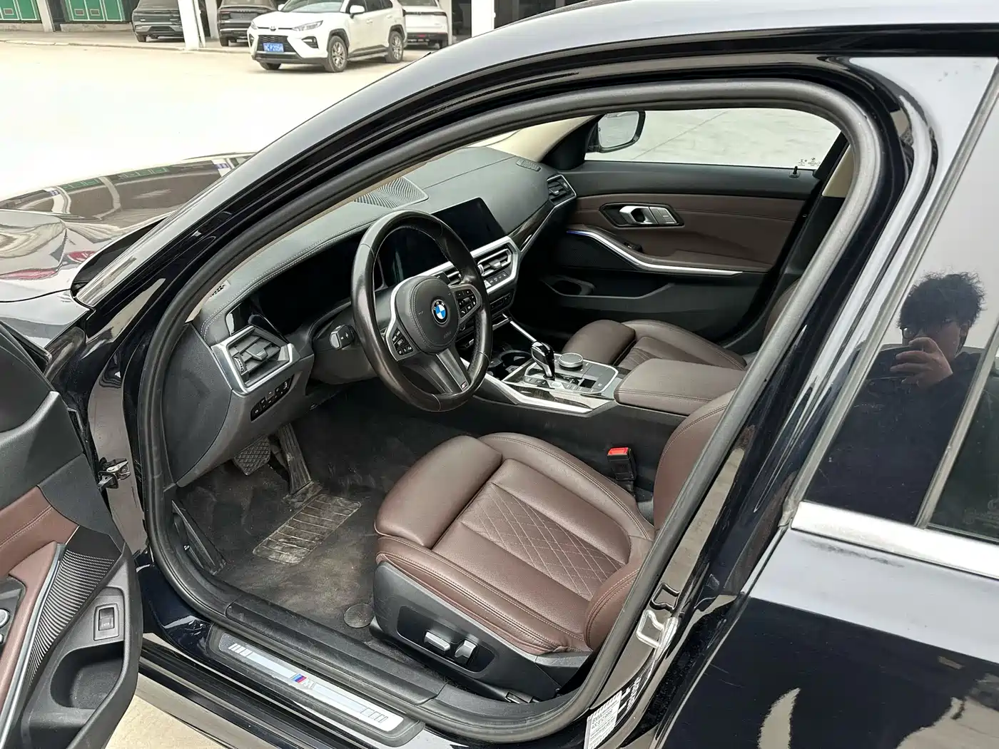 BMW 3 Series 2022 325Li M Sport Package фото 4