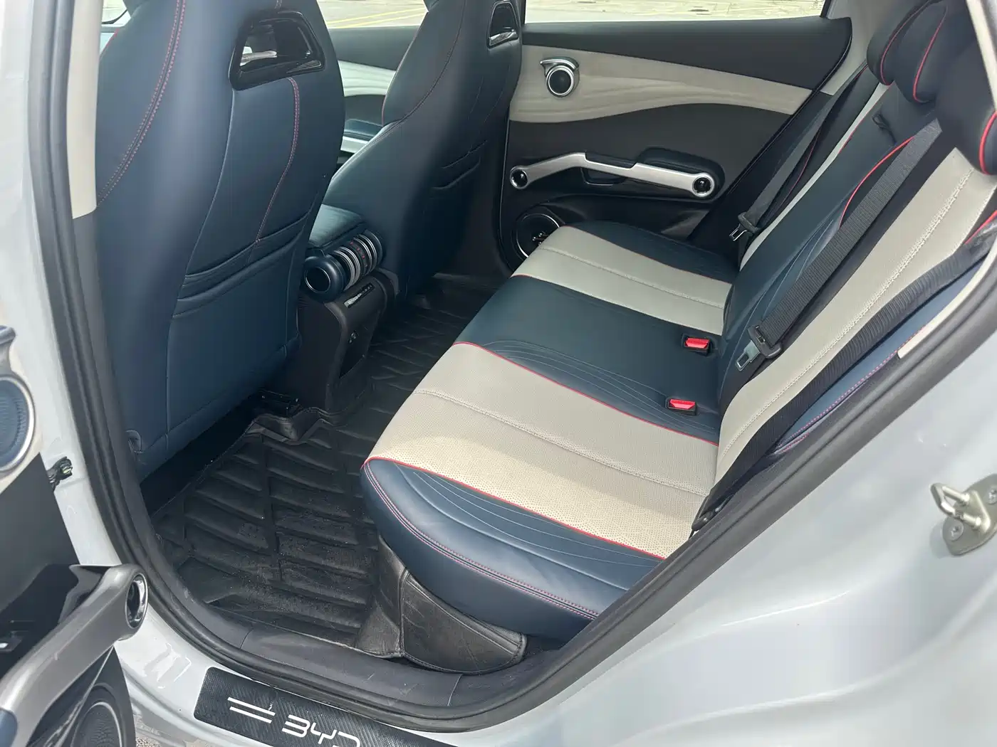 BYD Yuan PLUS 2022 430KM Premium фото 5