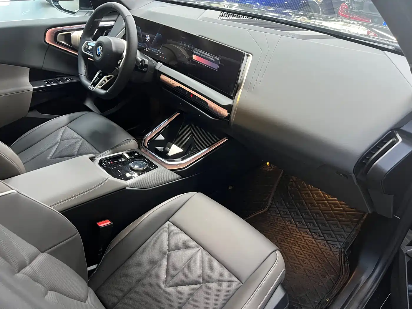 BMW X3 2025 xDrive30L Leading M Sport Package фото 3
