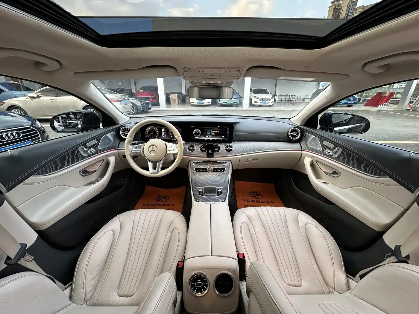 Mercedes-Benz CLS 2018 CLS 300 Dynamic фото 7