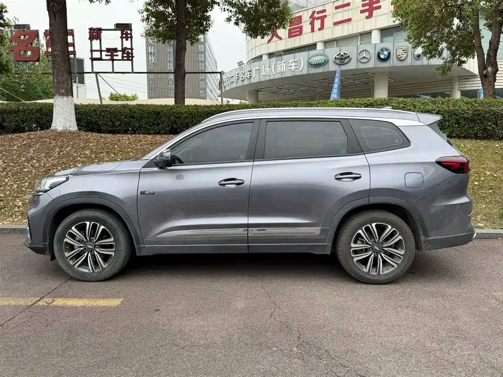 CHERY TIGGO 8