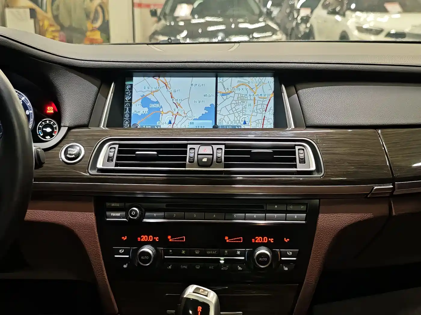 BMW 7 Series 2013 Model 730Li Luxury фото 13