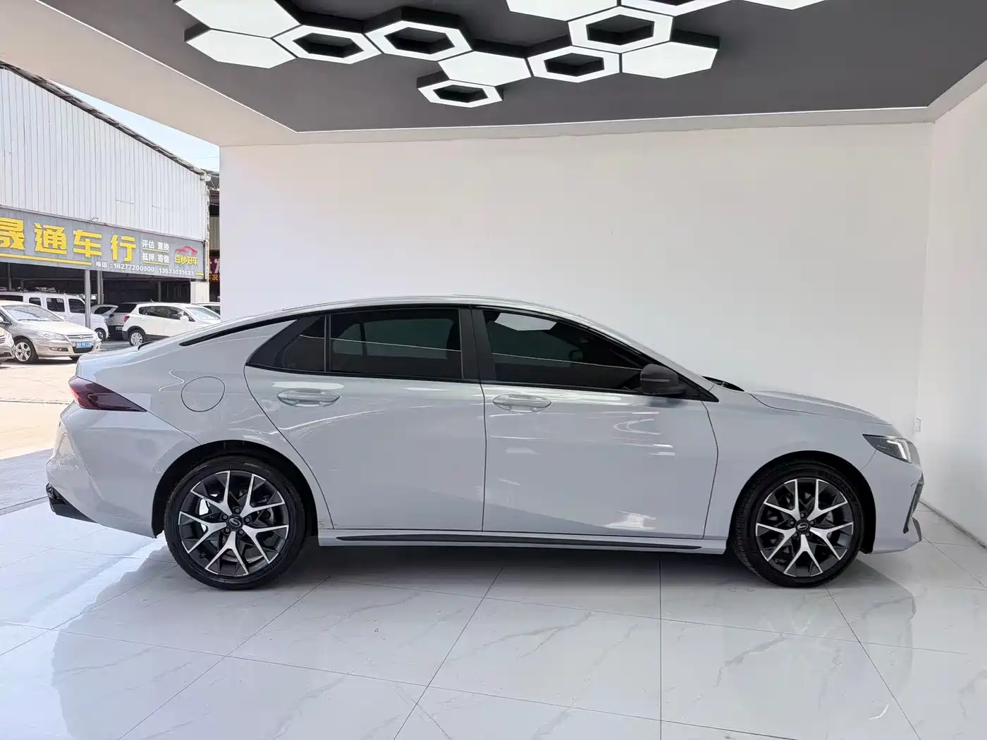 GAC Trumpchi Trumpchi Emkoo 2023 Shadow Leopard H Smart Hybrid фото 10