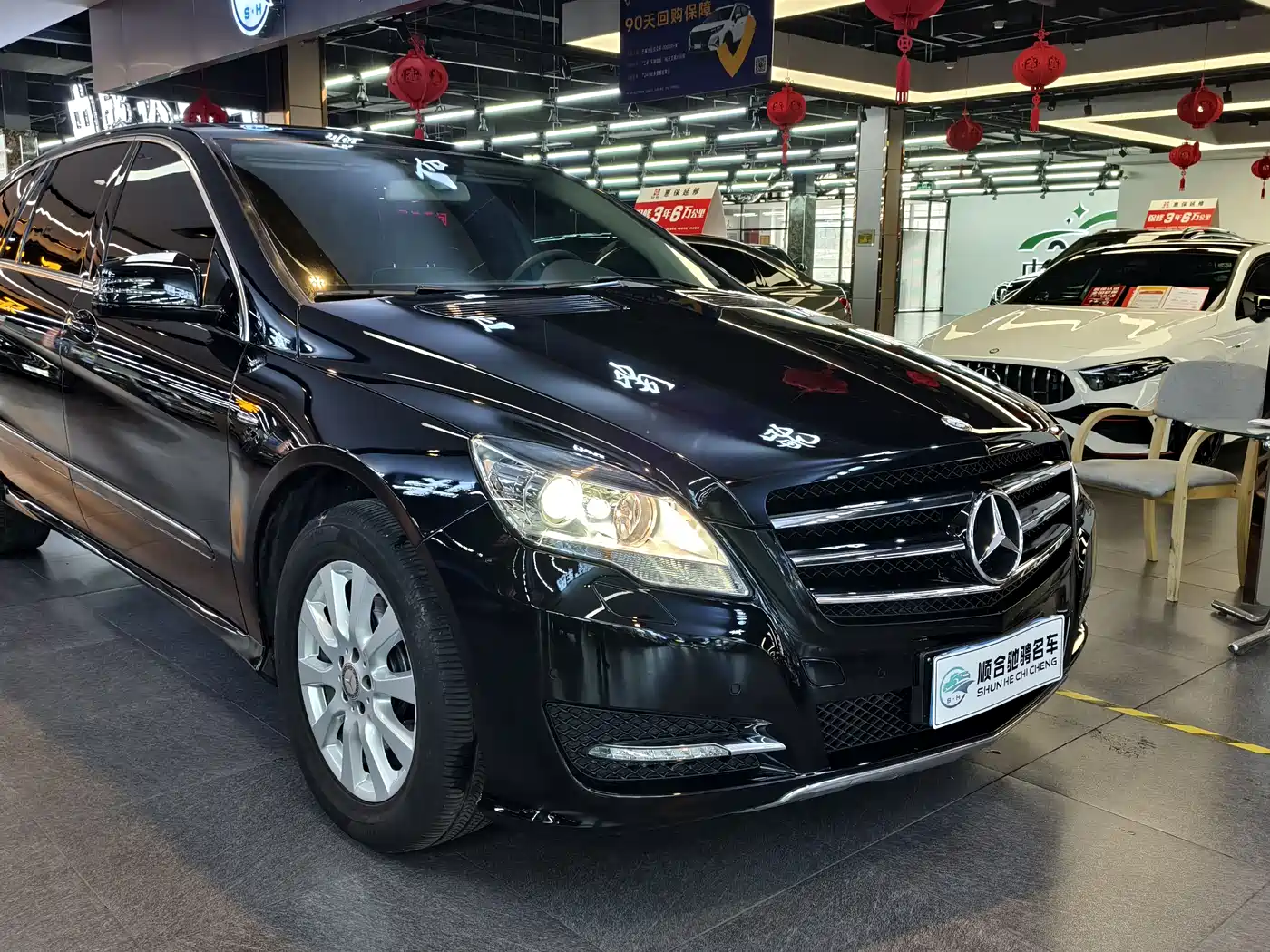 Mercedes-Benz R-Class 2017 R 320 4MATIC Business Collector's Edition фото 3