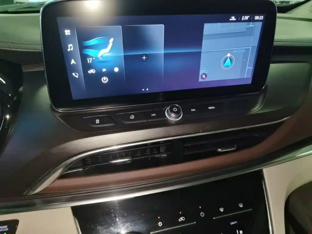 Фото 13 - Buick GL8