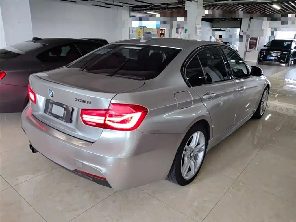 BMW 3 Series 2017 320i M Sport фото 7