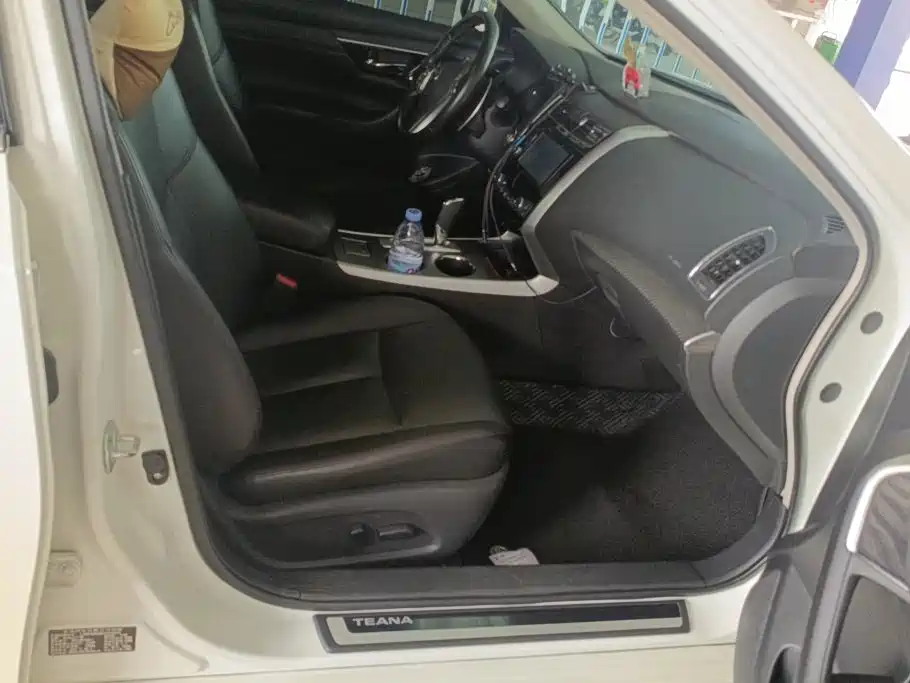 Фото 8 - Nissan Teana