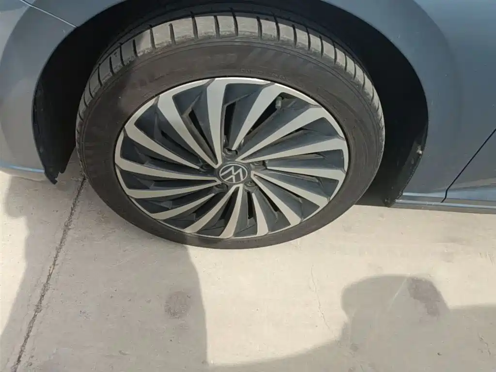 Volkswagen Lavida 2023 Model 280TSI DSG Eternal Edition фото 23