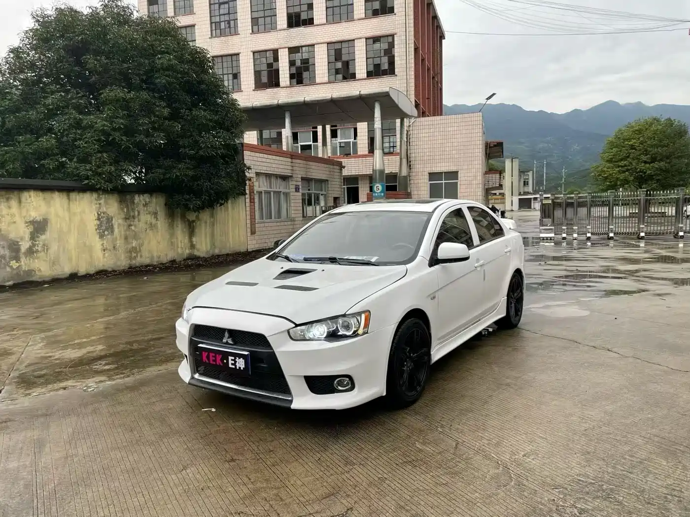 Mitsubishi Lancer EX 2013 2013 Fashion Edition 1.8L CVT Comfort