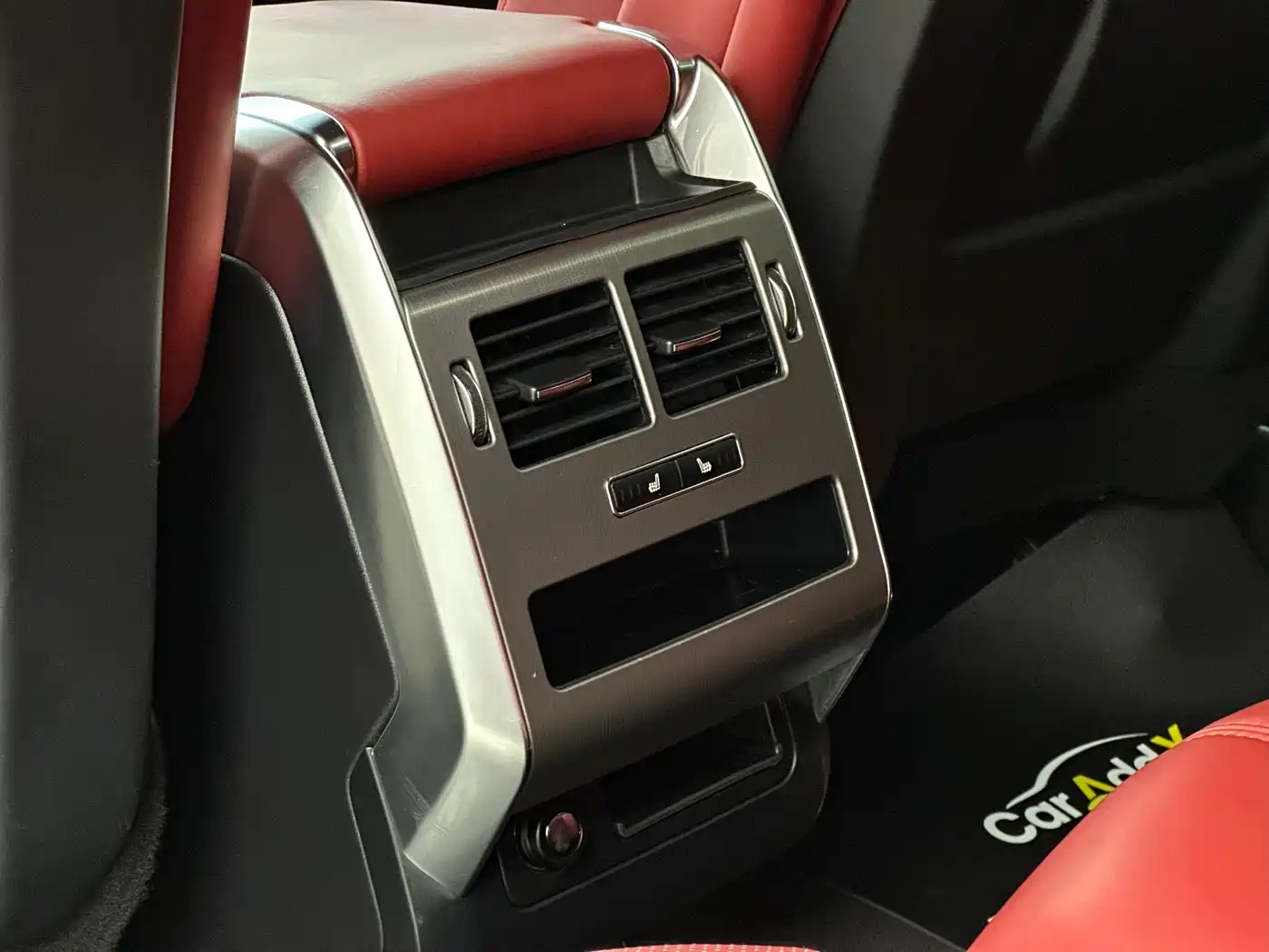 Фото 21 - Land Rover Range Rover Sport