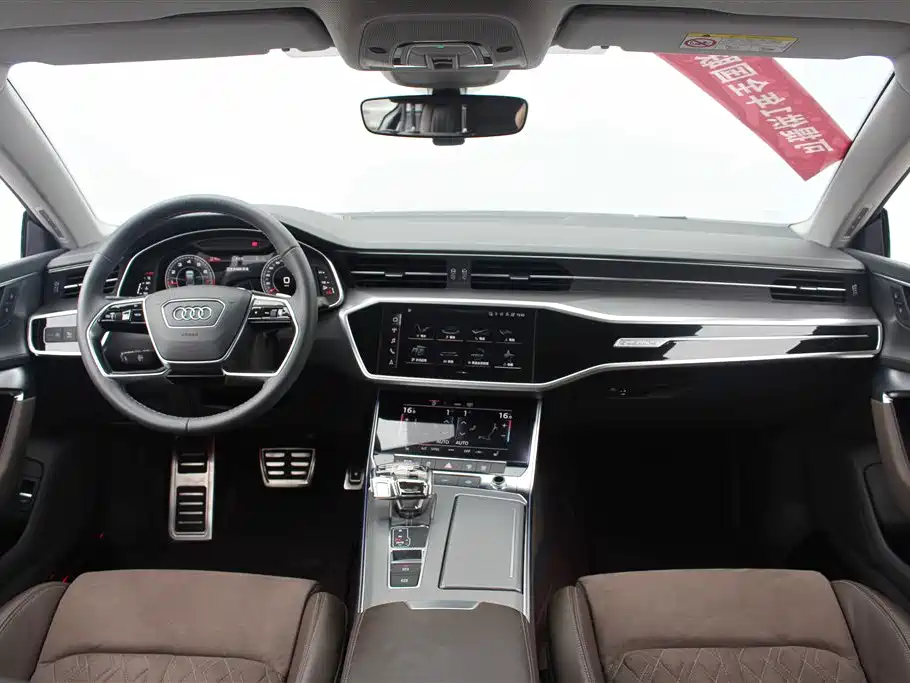 Audi A7L 2024 45TFSI quattro S-line Vision Edition Crystal Package фото 10