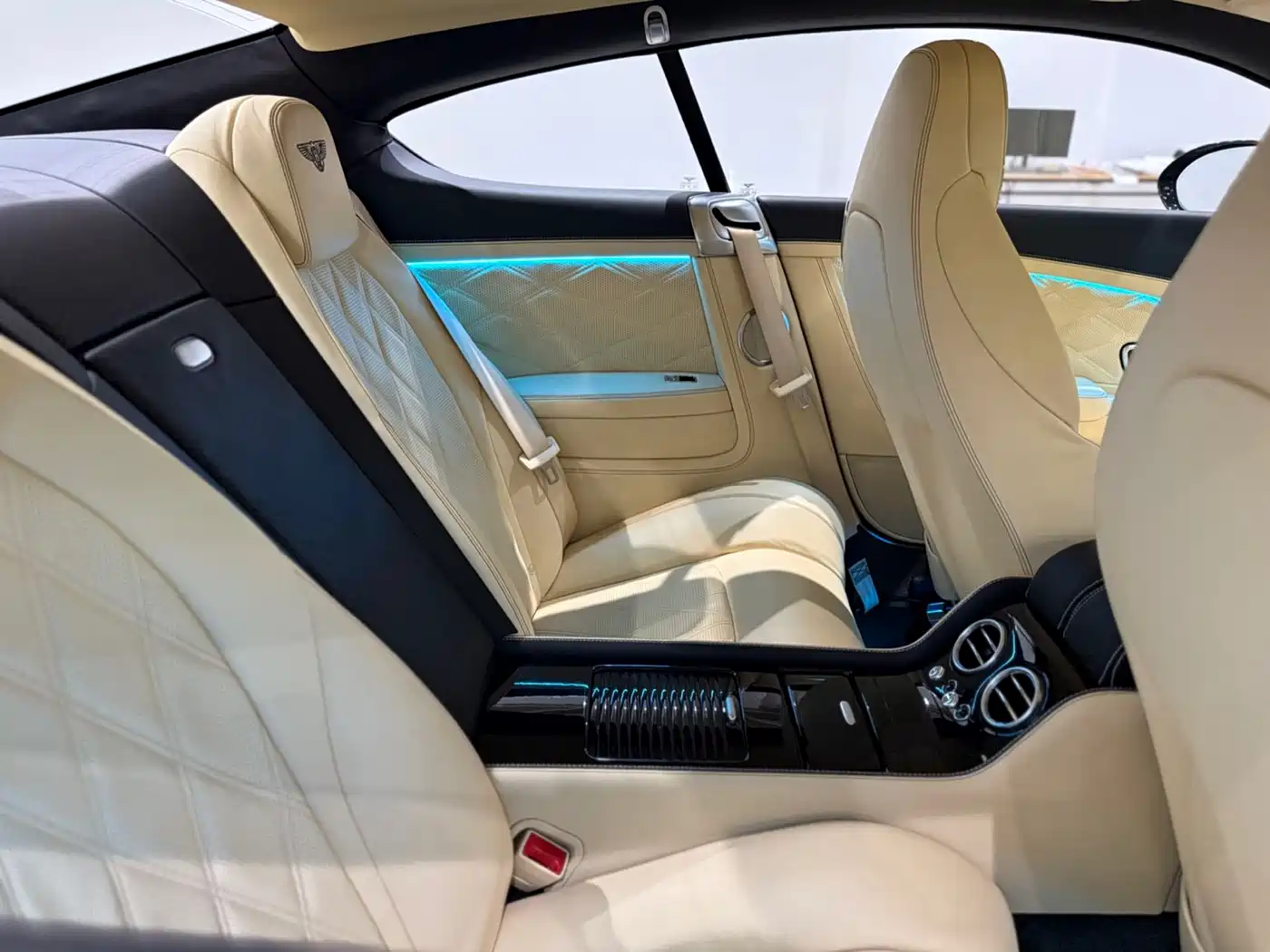 Photo 8 - Bentley Continental