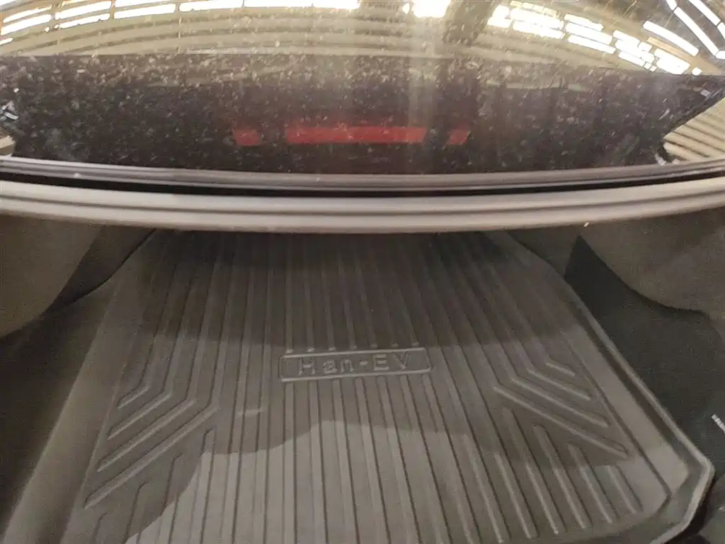 BYD HAN