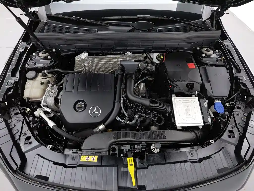 Mercedes-Benz GLB, миниатюра 6
